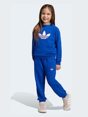 أزرق - طقم من سويت شيرت واسع بشعار الوريقات الثلاثة للأطفال الصغار من adidas Originals - صورة 1 من 10