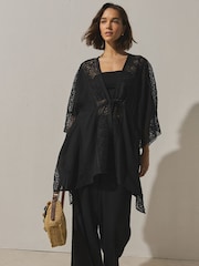 Nyeusi - Maelezo ya Kaftan ya Kufunika kwa Tai ya Mbele ya Crochet - Picha 1 kati ya 7