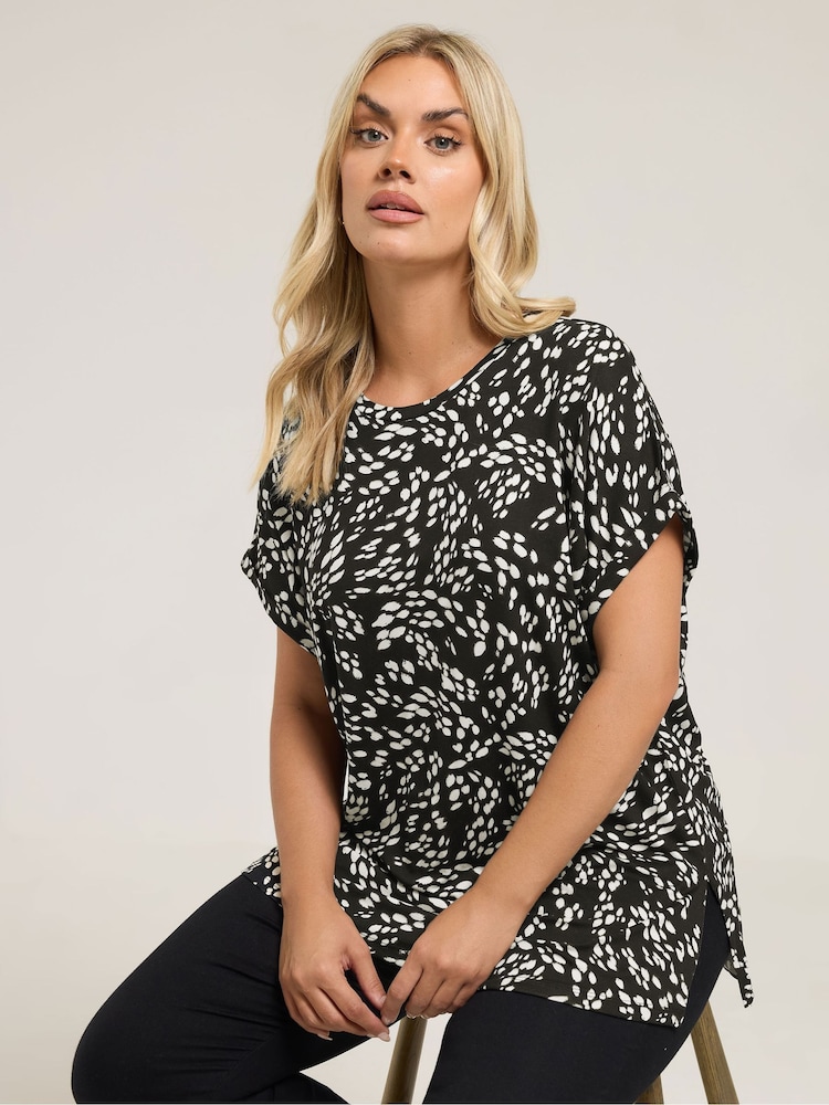 Yours Curve Black Raglan T-Shirt - Image 1 of 5