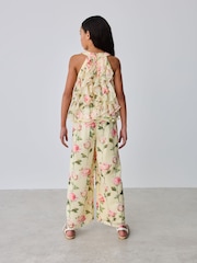 ლიმონის ყვითელი - Baker by Ted Baker Mesh Waterfall Halter Wide Leg Jumpsuit - სურათი 4 9-დან