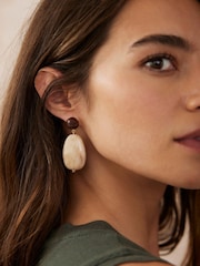 Mint Velvet Cream Resin Drop Earrings - Image 4 of 4