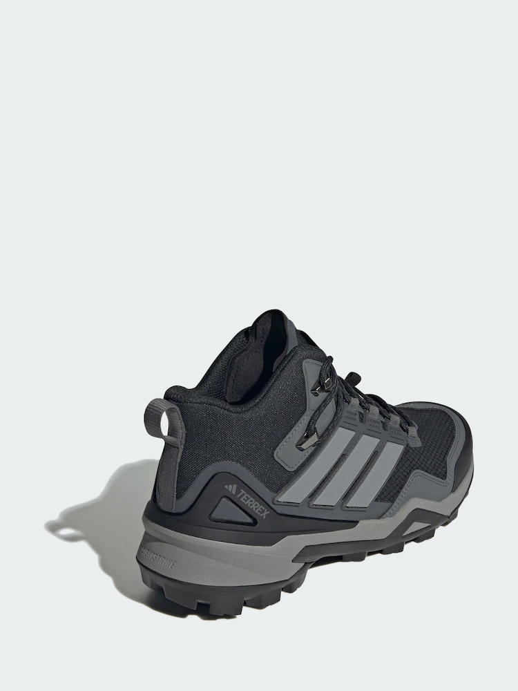 adidas Terrex Black Skychaser Mid GORE-TEX Hiking Trainer - Image 2 of 4 adidas Terrex Black Skychaser Mid GORE-TEX Hiking Trainer - Image 2 of 4