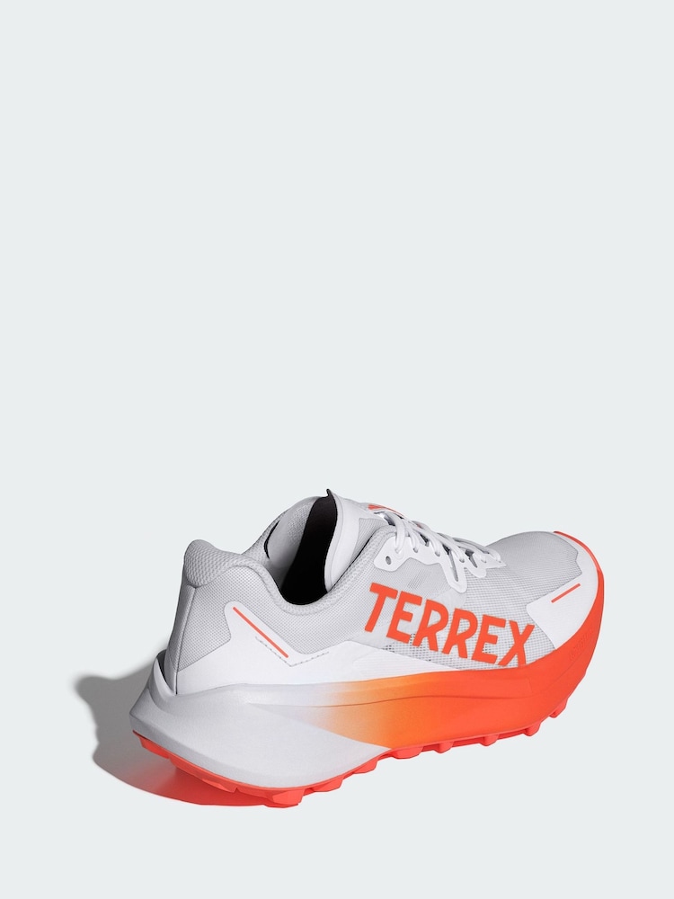 adidas Terrex Grey Agravic 3 Trail Running Shoes - Image 2 of 4 adidas Terrex Grey Agravic 3 Trail Running Shoes - Image 2 of 4