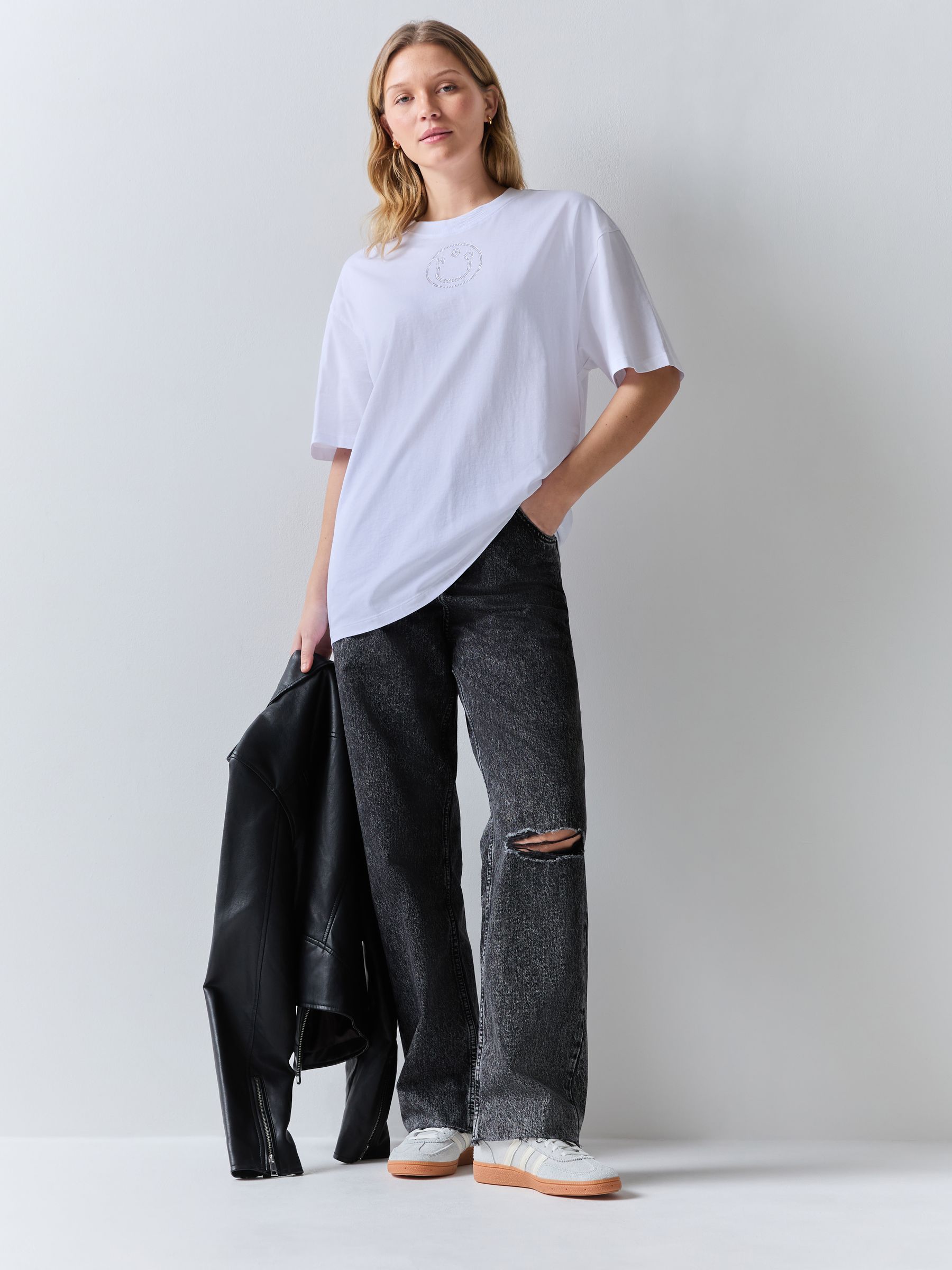 Cumpără HUGO Graphic Oversize T-Shirt from Next Romania