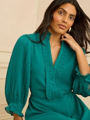 Love & Roses Bright Green Pleated Detail Midi Dress - Image 2 of 4