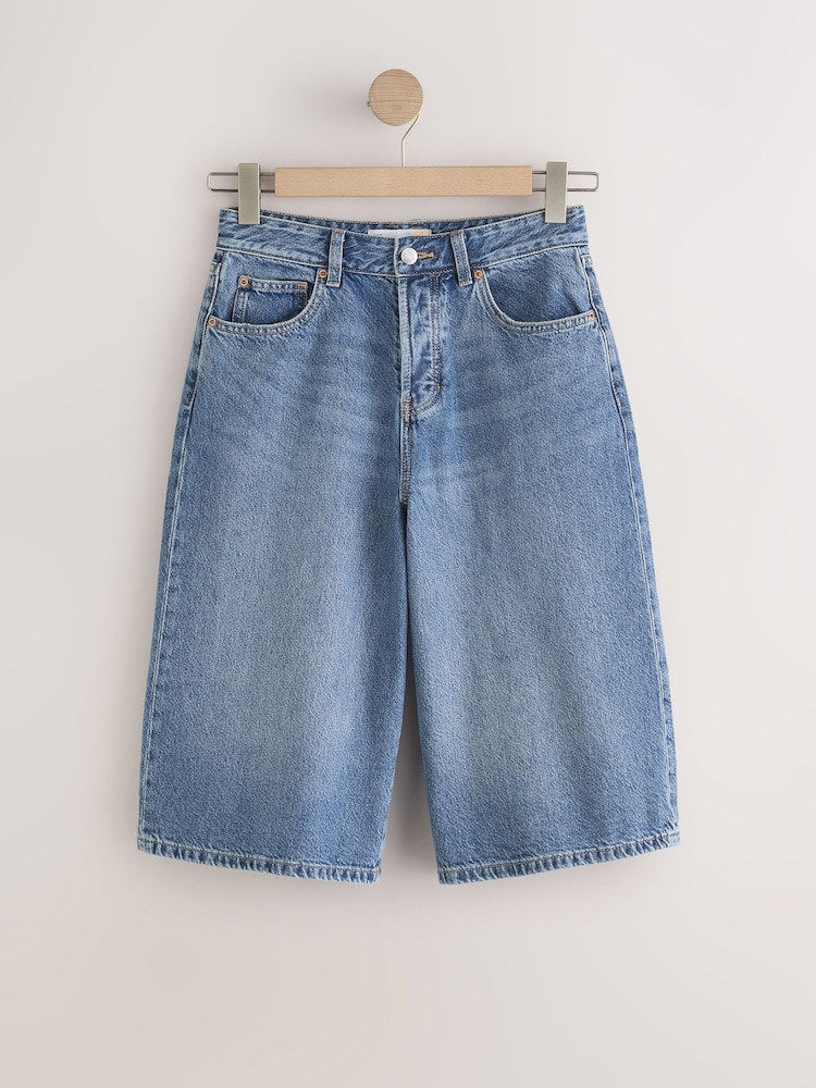 כחול בהיר - מכנסי ג'ינס קצרים - תמונה 1 מתוך 4 כחול בהיר - מכנסי ג'ינס קצרים - תמונה 1 מתוך 4