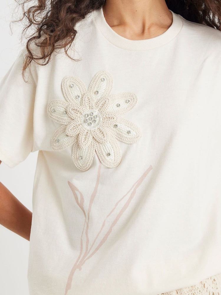 River Island Cream Crochet Diamante Trim T-Shirt - Image 3 of 3