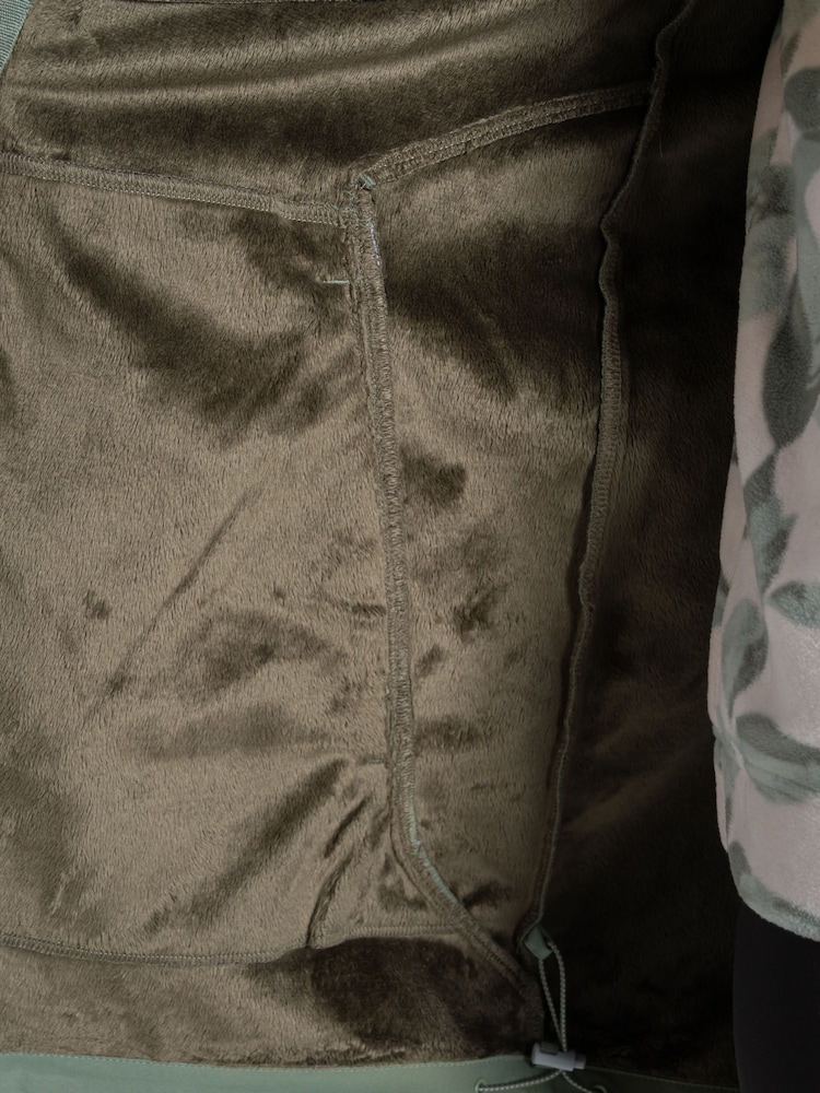 Craghoppers Green Hopegill Hooded Jacket - Image 8 of 8