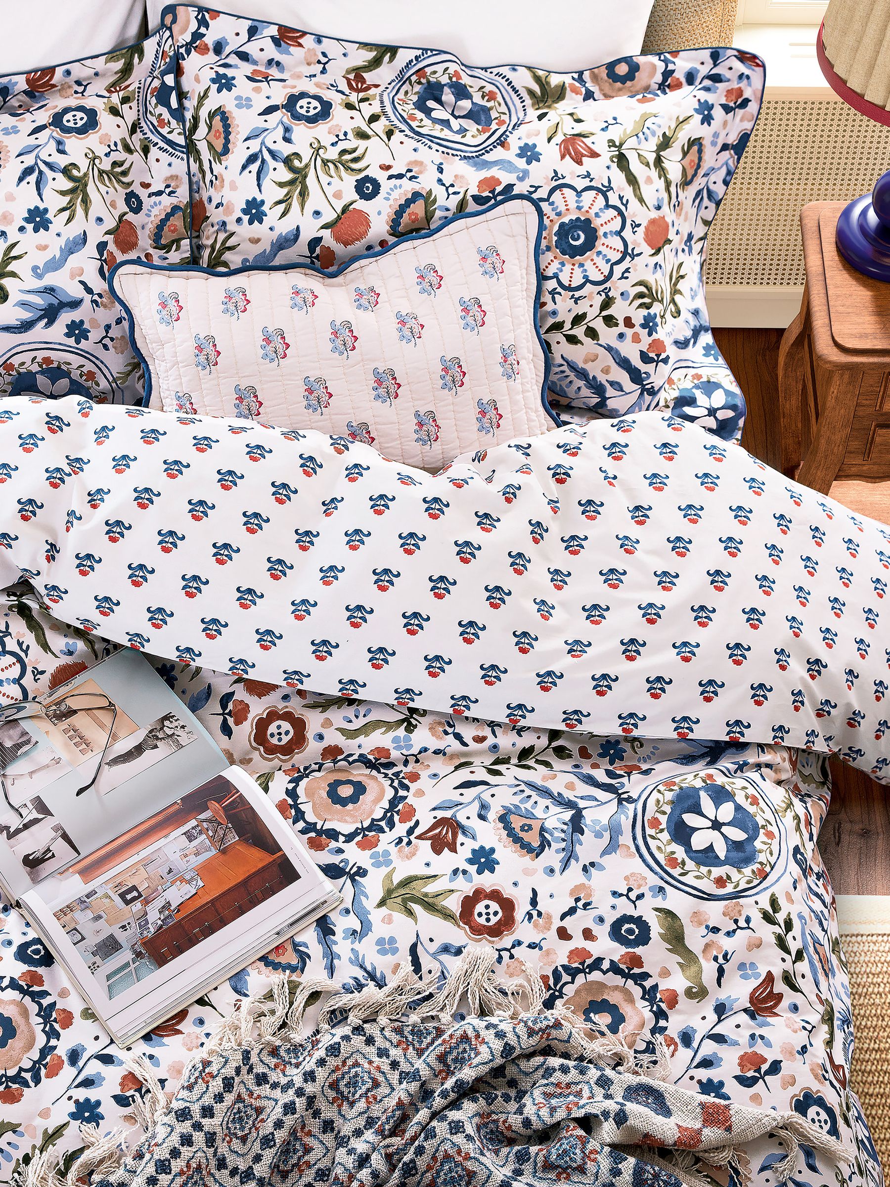 Joules Navy Multi Festival Flowers Duvet Cover And Pillowcase Set Size 1