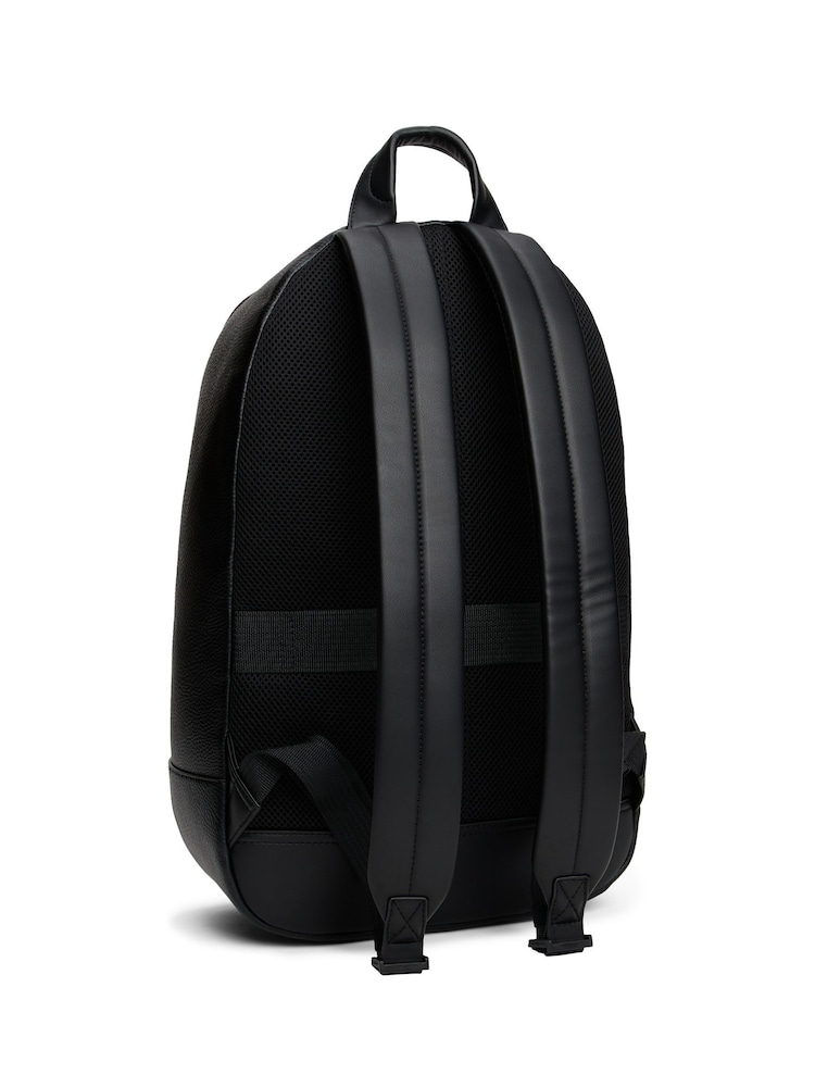 Tommy Hilfiger Black Metal Logo Pebble Grain Backpack - Image 2 of 5