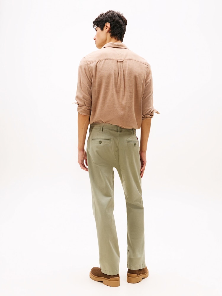 Tommy Jeans Green Otis Regular Twill Chinos - Image 2 of 4