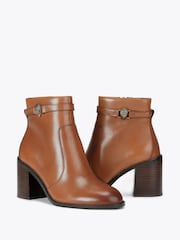Kurt Geiger London Natural Shoreditch Block Ankle Boots - Image 3 of 4