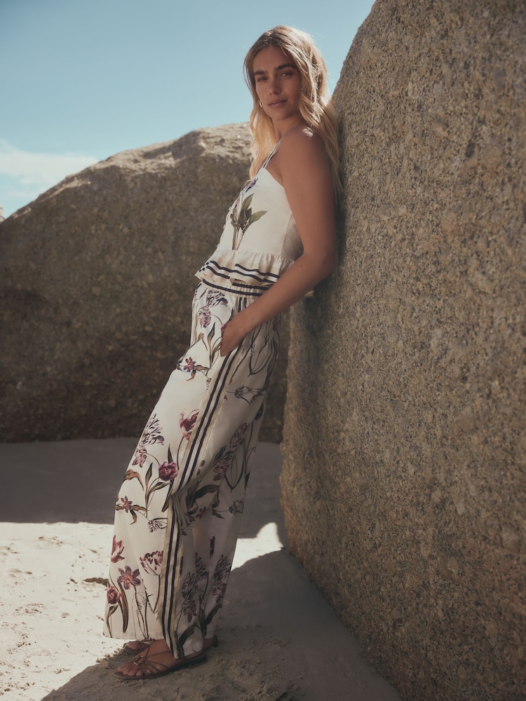 White/Green Tulip Print Wide Strap Peplum Top - Image 5 of 5