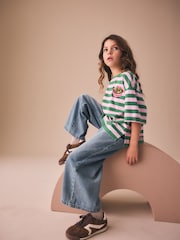 Green Stripe Olive - Oversized Boxy Sequin Graphic T-Shirt (3-16yrs) - Bild 2 von 8