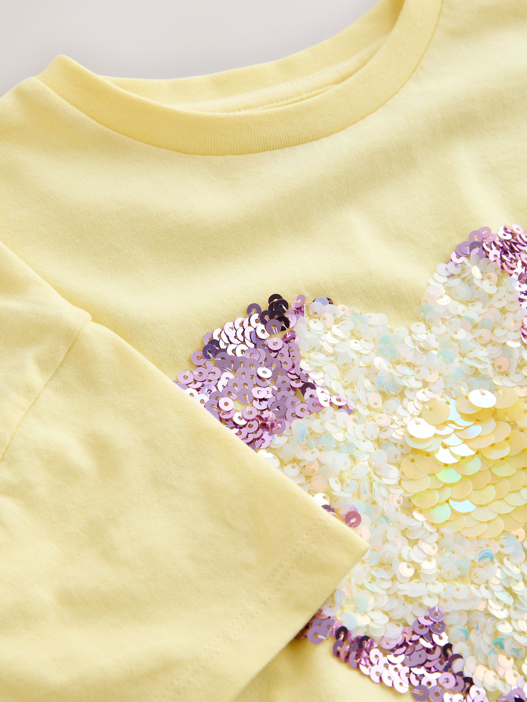 TVM❣️ Buy Yellow Daisy Sequin Heart T-Shirt (3-16yrs) from Next Romania