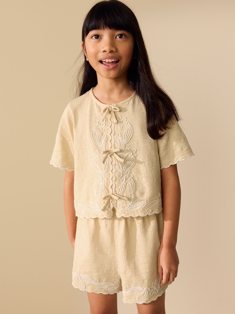 Amarillo - Embroidery Tie Shorts Set (3-16yrs) - Imagen 1 de 10