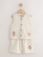 Crem cu broderie - Set de vestă și pantaloni scurți (3-16ani) - Imaginea 5 din 9