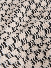 Monochrome Crochet Drawstring Waist 7 Inch Shorts - Image 12 of 12
