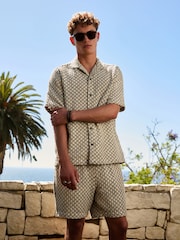 Monochrome Crochet Drawstring Waist Shorts - Image 6 of 7