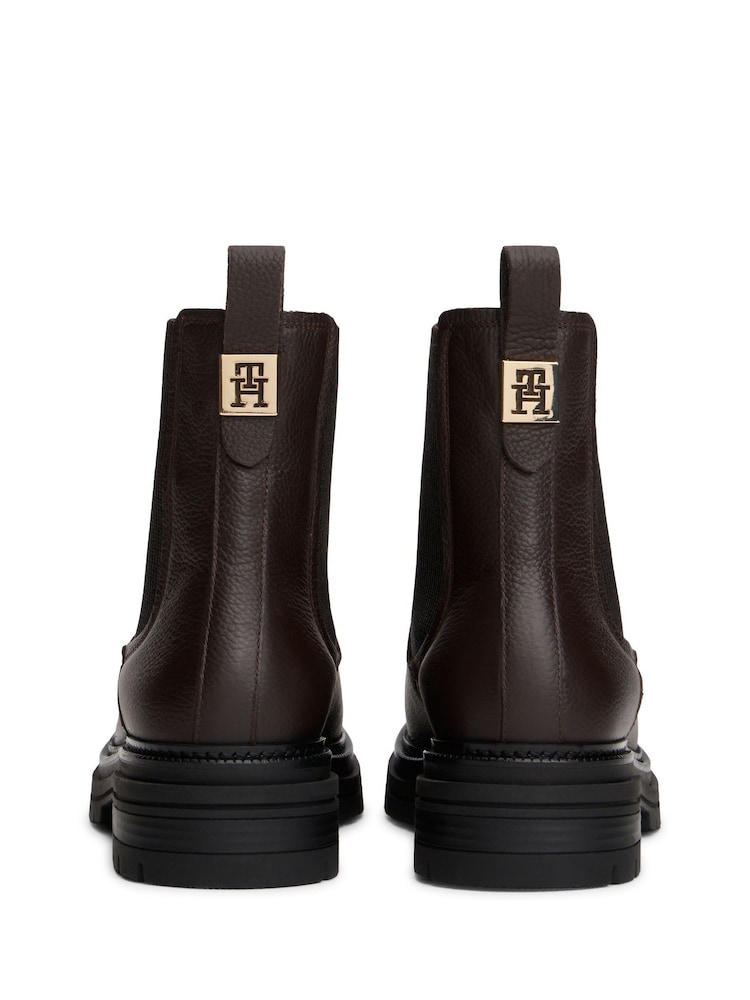 Tommy Hilfiger Brown and Black Leather Boots Buy Tommy Hilfiger Brown Pebble Grain Leather Chelsea Boots  main image 2