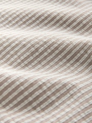 Neutral - Textured Seersucker Stripe Short Shorts - Imaginea 8 din 8