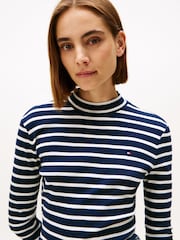 Tommy Hilfiger Blusa Slim de Gola Falsa e Manga Longa - Imagem 4 de 5