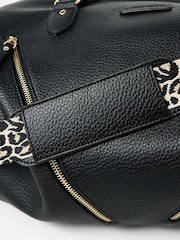 Oliver Bonas Black Weekend Bag - Image 4 of 6