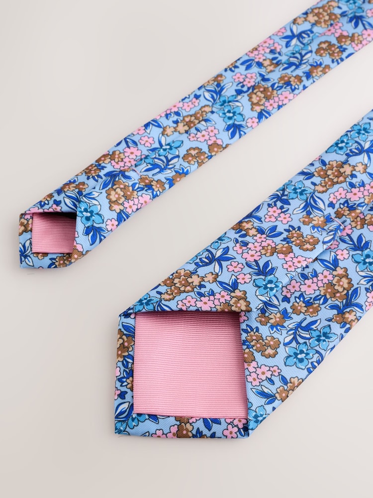 Svetlo modra - Komplet kravate in robčka za moško obleko - Slika 3 iz 3 Svetlo modra - Komplet kravate in robčka za moško obleko - Slika 3 iz 3