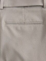 グレー - テーラードフィット テクスチャード スーツ パンツ - 画像 9 / 10