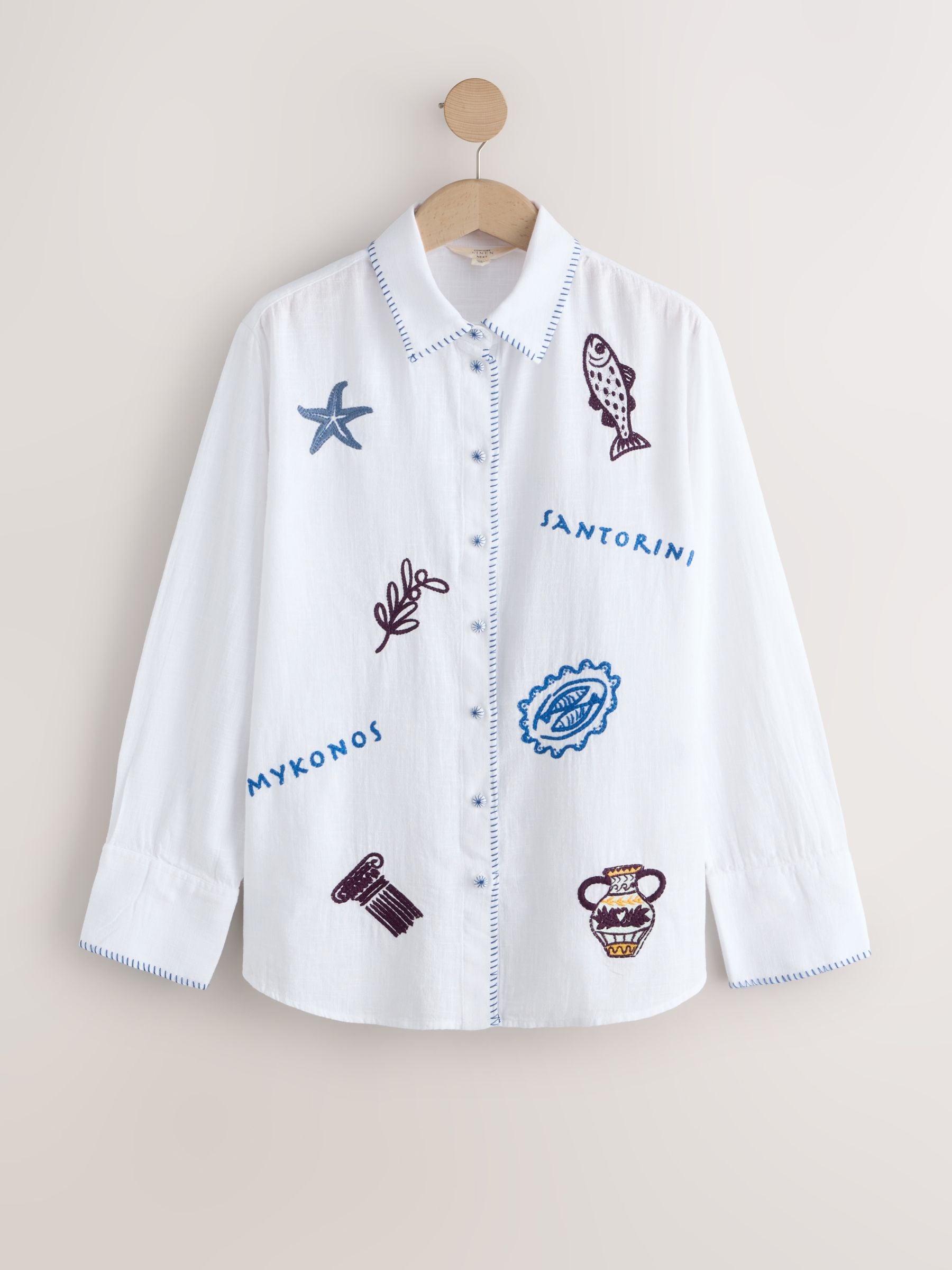 Next：日本 ホワイト/ブルー ギリシャ刺繍入り - リラックス 長袖
