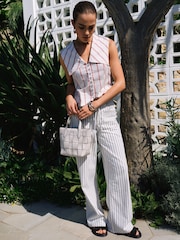 Red/White Stripe Sailor Collar Sleeveless Top with Linen - Image 2 of 8
