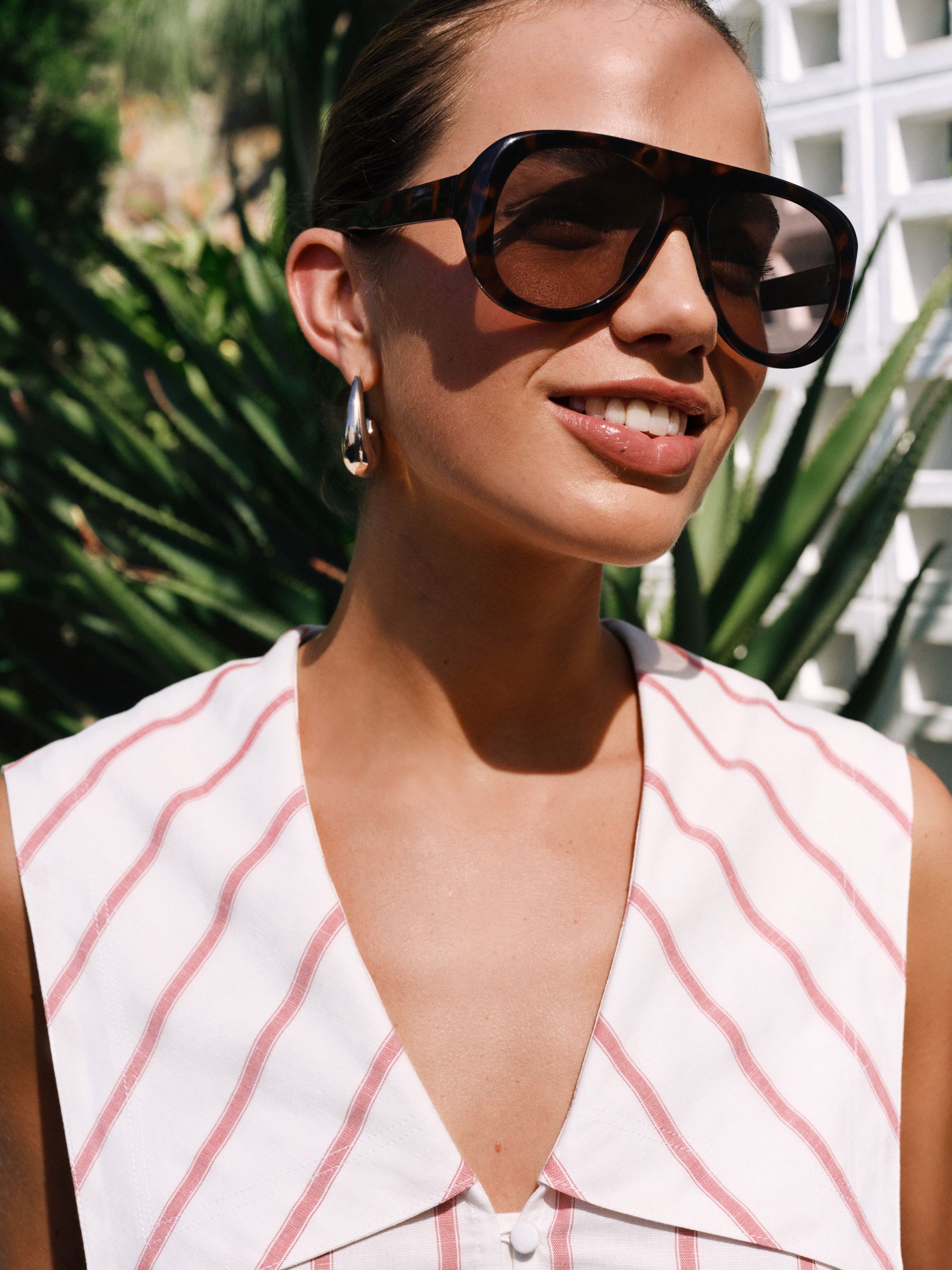 トップス riavell Buy Red/White Stripe Sailor Collar Sleeveless Top with Linen from
