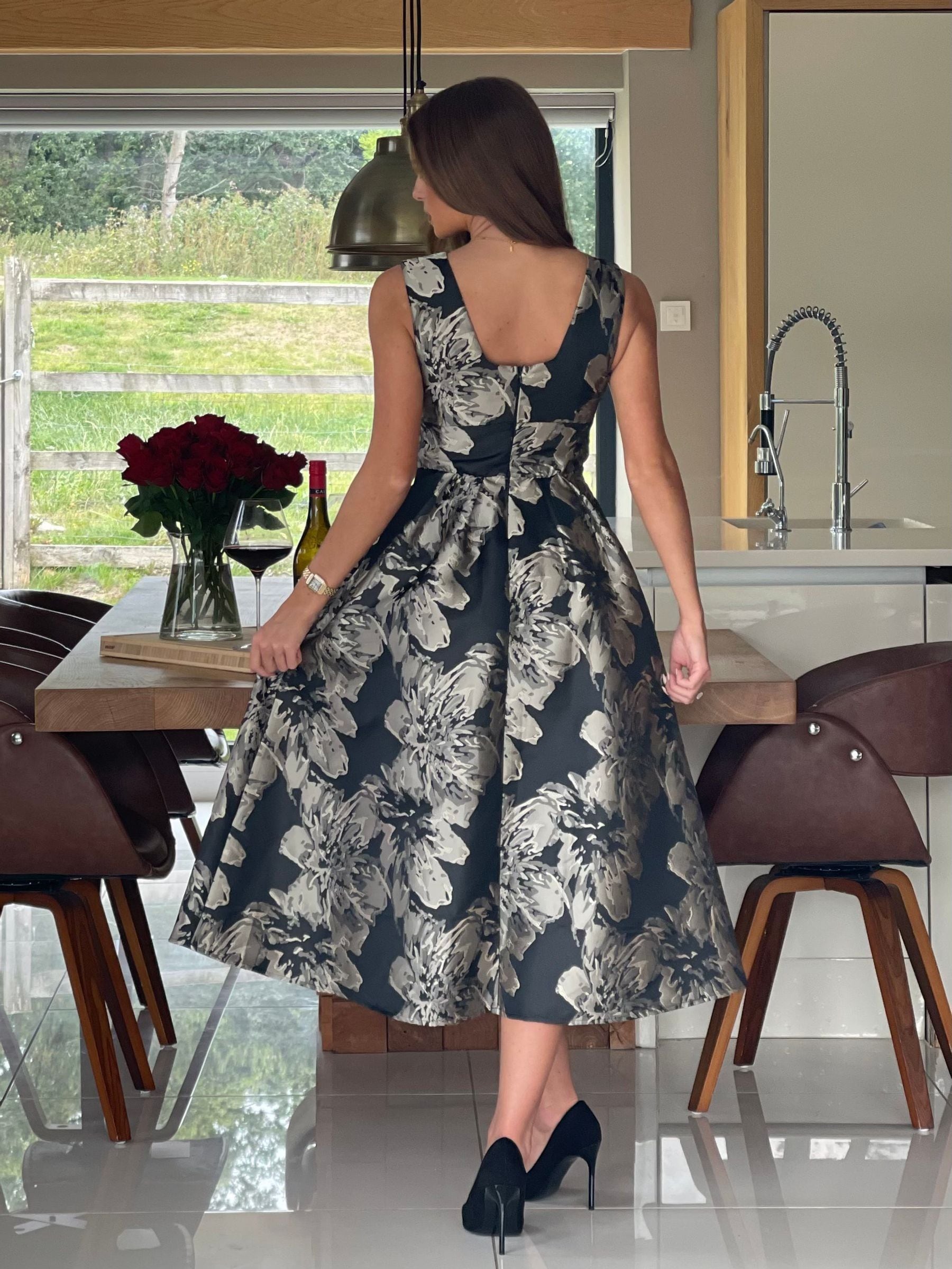 Buy Girl In Mind Black Jesinia Jacquard V-Neck Midi Dress from