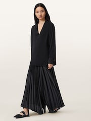 AllSaints Black Bern Panel V-Neck Jumper - Image 3 of 7