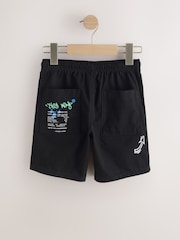 Schwarz mit Print - Shorts (3–16 Jahre) - Bild 2 von 5