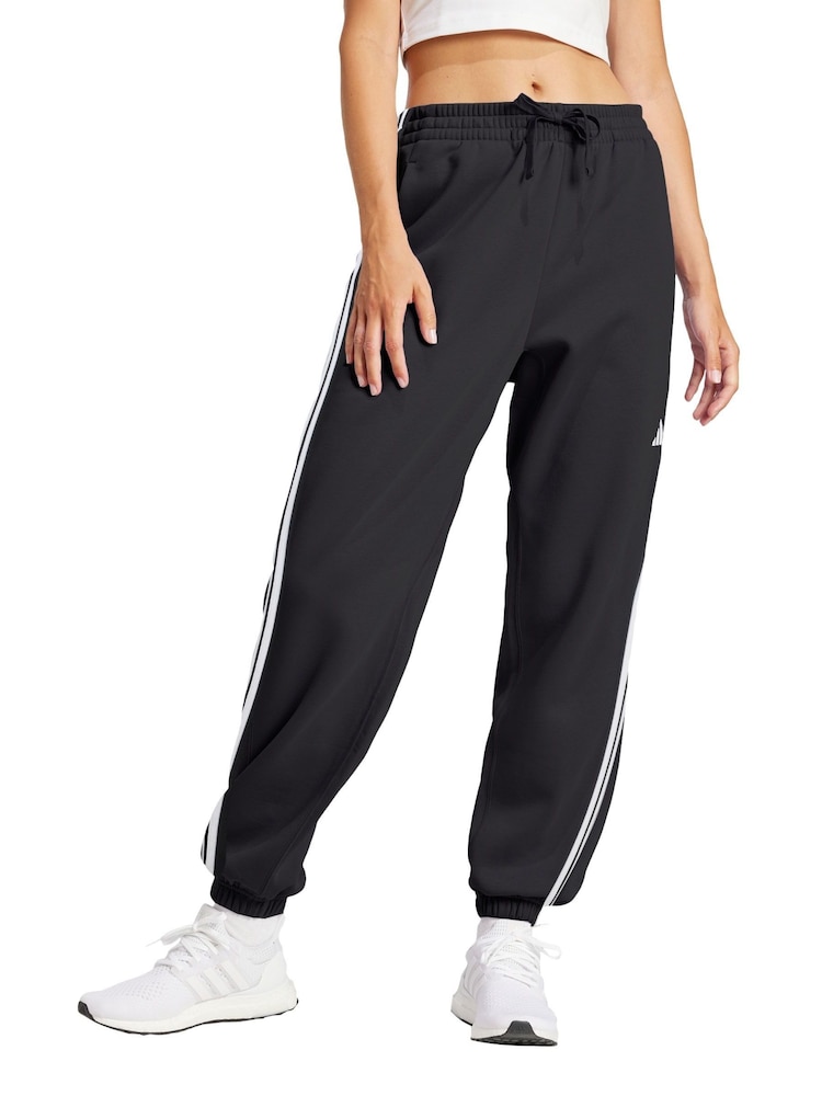 adidas Essentials 3-Stripes French Terry Cuffed Joggers - Imagem 1 de 5