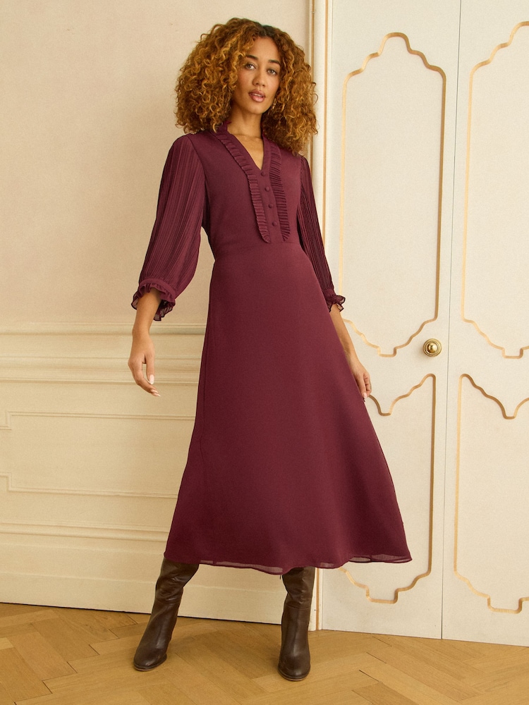 Love & Roses Burgundy Red Pleated Detail Midi Dress - Image 2 of 4