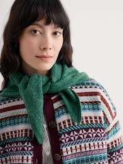 Seasalt Cornwall Green Wild Bilberry Knitted Triangle Scarf - Image 4 of 7