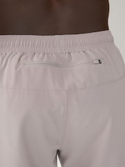 Culoarea pietrei neutră - Pantaloni scurți de antrenament Cargo Active Gym - Imaginea 4 din 11