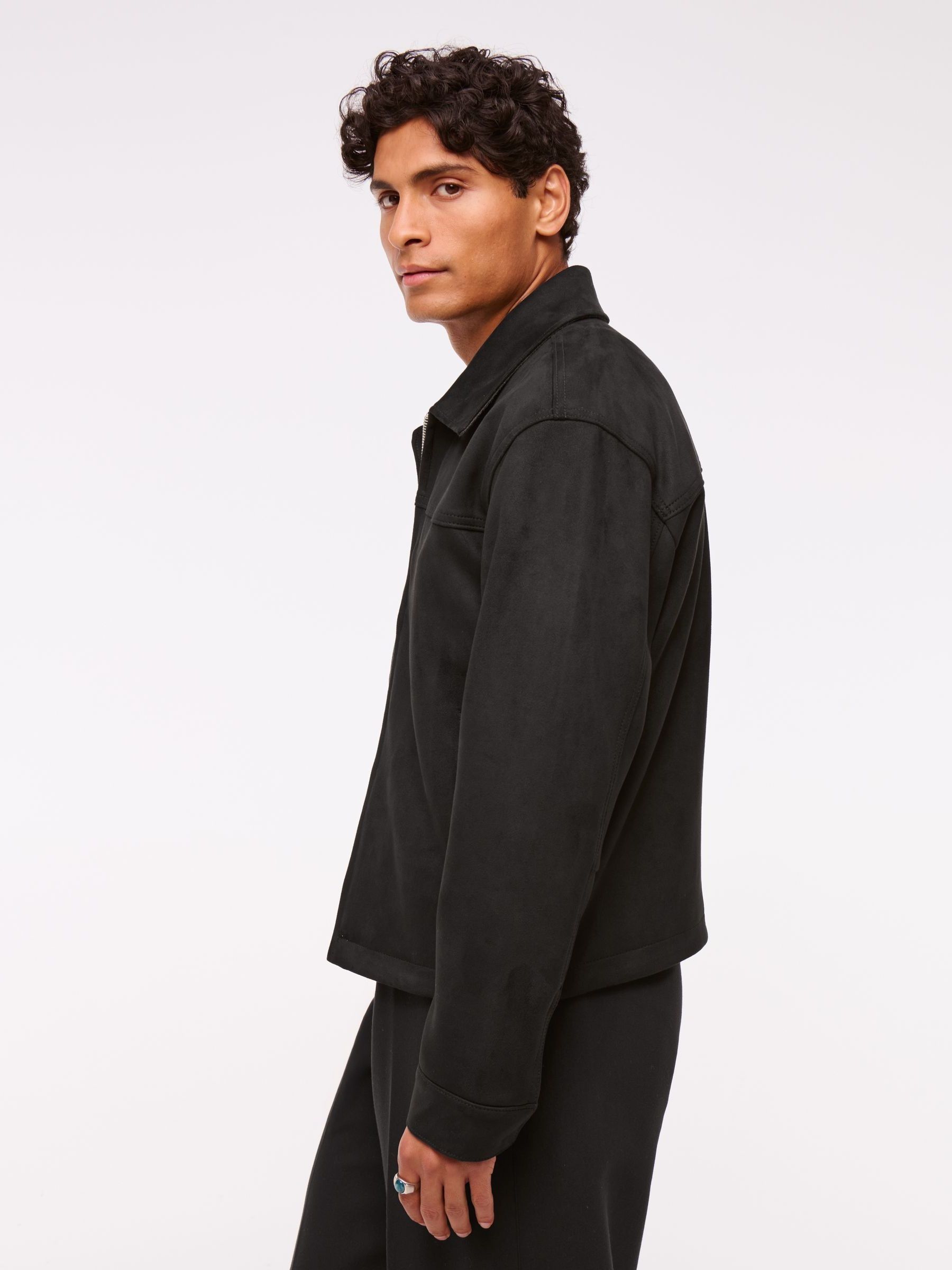 Next：日本 Abercrombie & Fitch クロップド 長袖 ジップジャケット