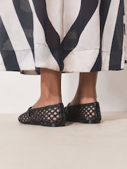 黑色 - Forever Comfort® Flower Weave Maryjane Shoes - 圖片 3/4