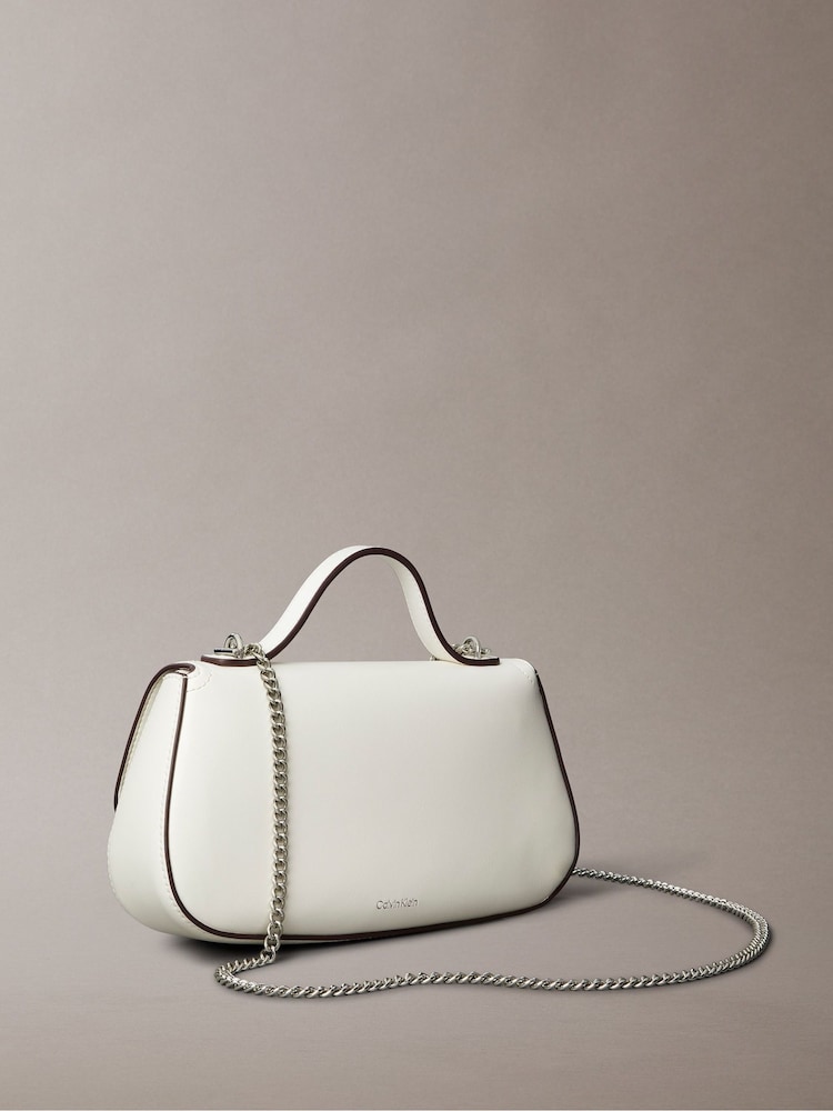 Calvin Klein White Monogram Logo Hardware Tote Bag - Image 2 of 4