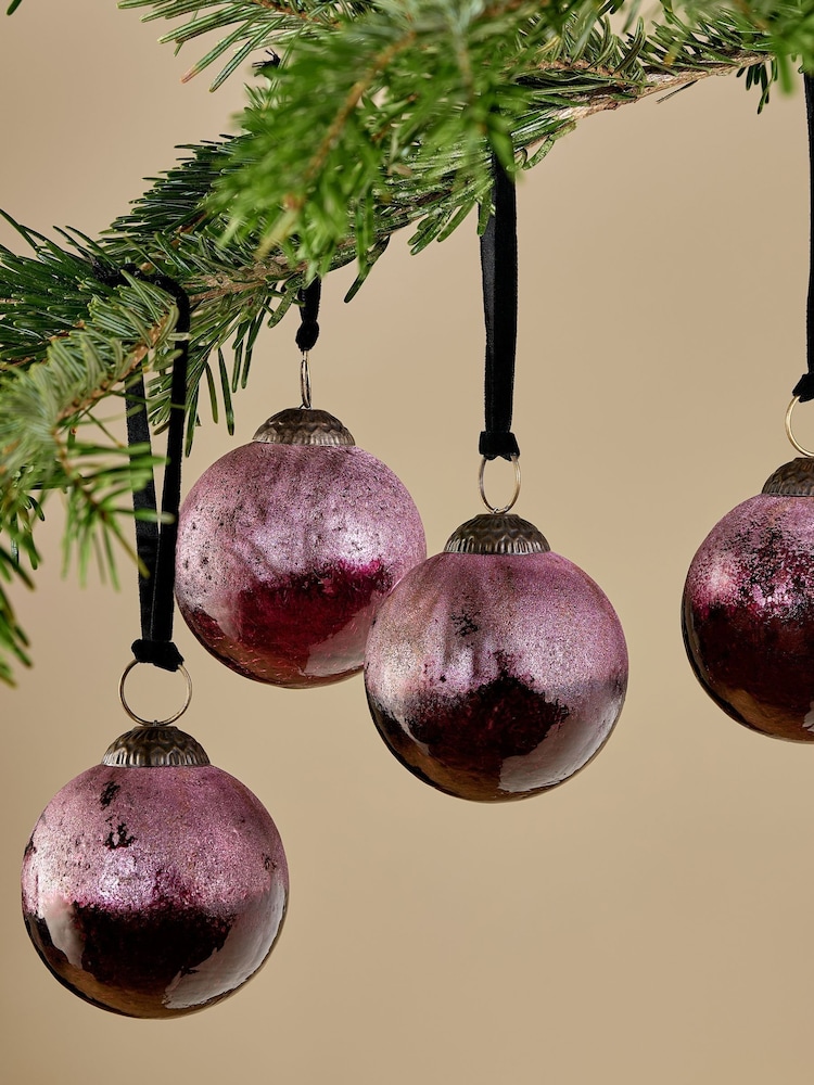 Nkuku Ruby Pannee Round Christmas Baubles - Image 2 of 3 Nkuku Ruby Pannee Round Christmas Baubles - Image 2 of 3