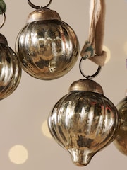 Nkuku Gold Dew Drop Christmas Baubles - Image 4 of 5