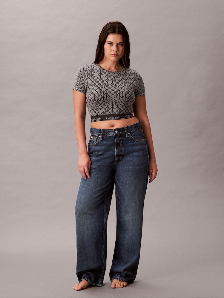 Calvin Klein Grey Short Sleeve Top Shapewear  - Icon Logo - Image 2 of 5 Calvin Klein Grey Short Sleeve Top Shapewear  - Icon Logo - Image 2 of 5