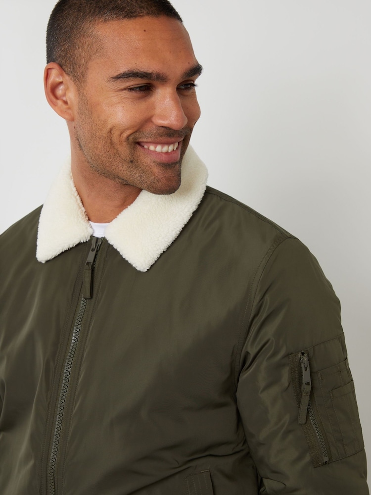 Threadbare Green Borg Collar Bomber Jacket - Image 4 of 4 Threadbare Green Borg Collar Bomber Jacket - Image 4 of 4