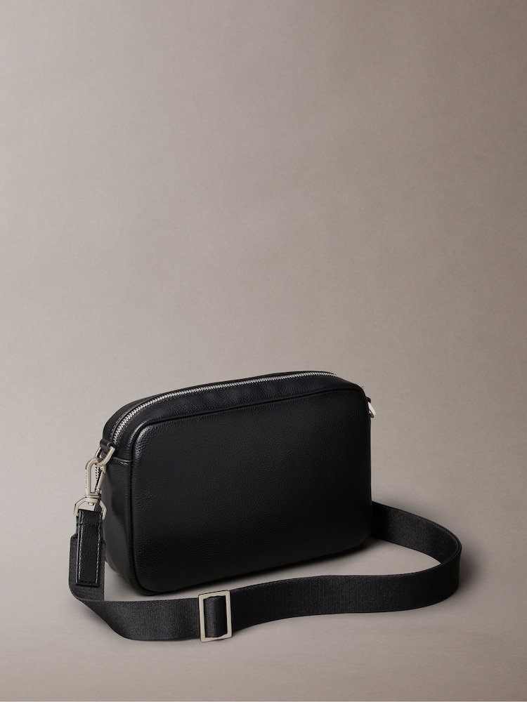 Calvin Klein Black Micro Pebble Camera Bag - Image 2 of 5