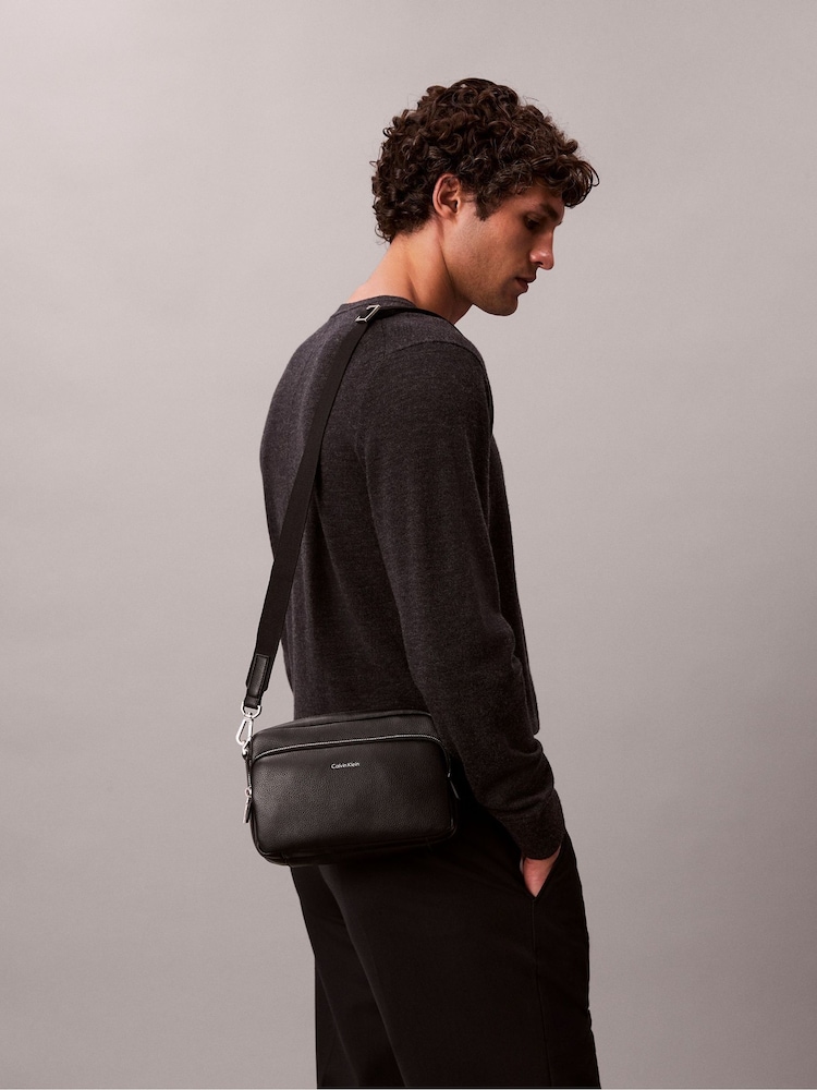 Calvin Klein Black Micro Pebble Camera Bag - Image 5 of 5