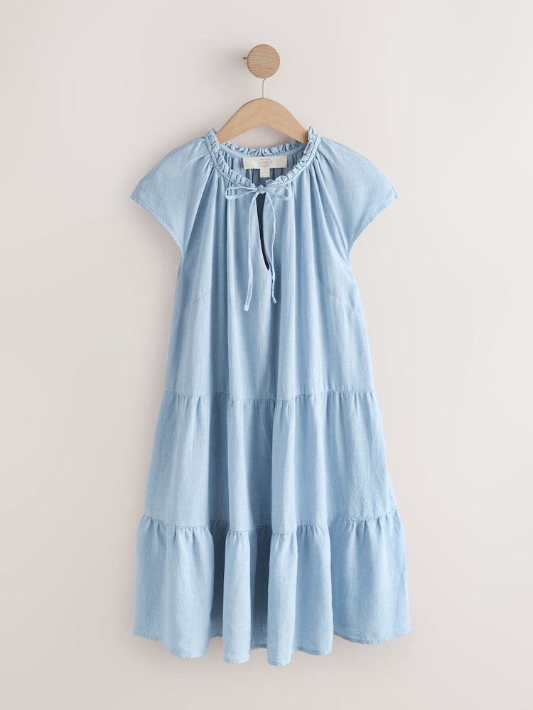 Chambray 蓝色 - V 领层叠迷你亚麻布连衣裙 - 3的图像1｝