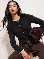 سترة كارديغان مريحة وناعمة بحافة دانتيل من Friends Like These - Image 1 of 4